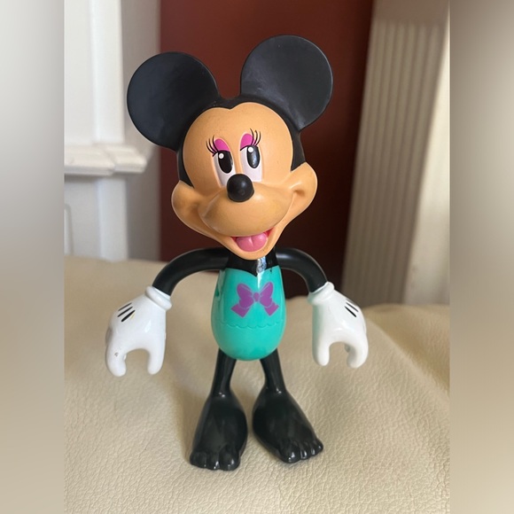 Disney Minnie Mouse Boutique Dress Up Doll Snap N’ Style Lot of 30 pcs & more! - Picture 9 of 13